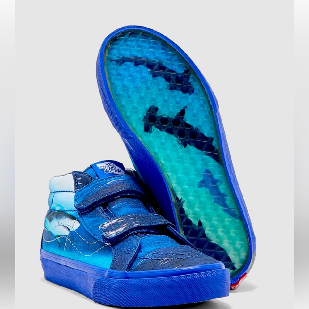 Collectors exclusive Vans Shark Week Velcro sneakers EUC sold out everywhere!